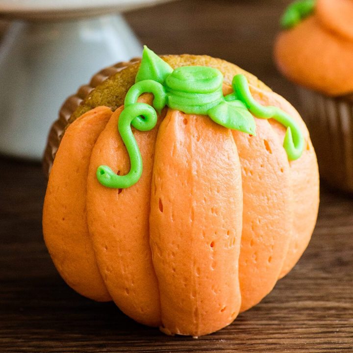 10+ Quick and Easy Pumpkin Cupcakes